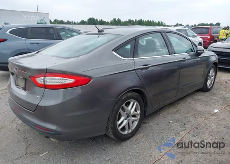 2014 Ford Fusion Se z USA, uszkodzony, nr VIN 1FA6P0H76E5406517